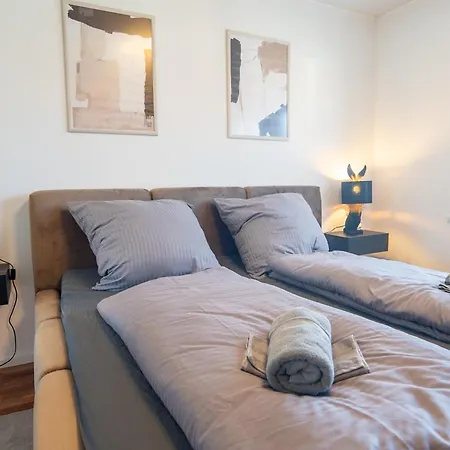 B - Parken, Stilvoll, Modern & Cozy Im Zentrum Von 公寓 *