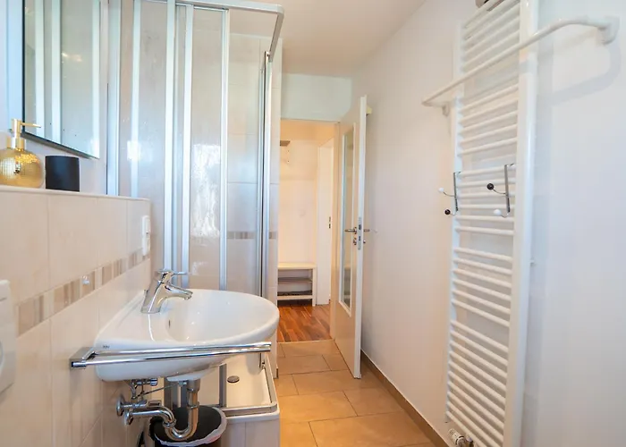 Daire B - Parken, Stilvoll, Modern & Cozy Im Zentrum Von *