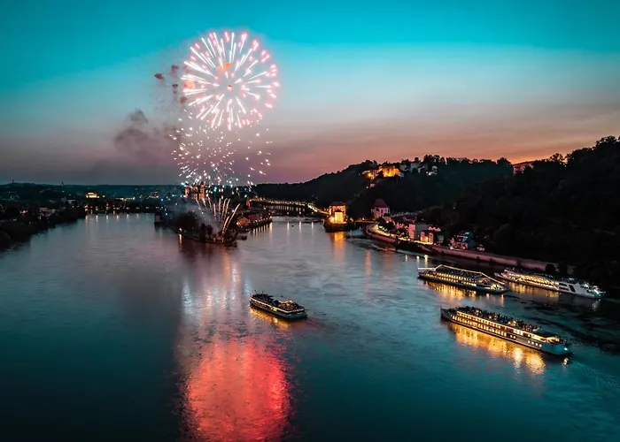 B - Parken, Stilvoll, Modern & Cozy Im Zentrum Von *